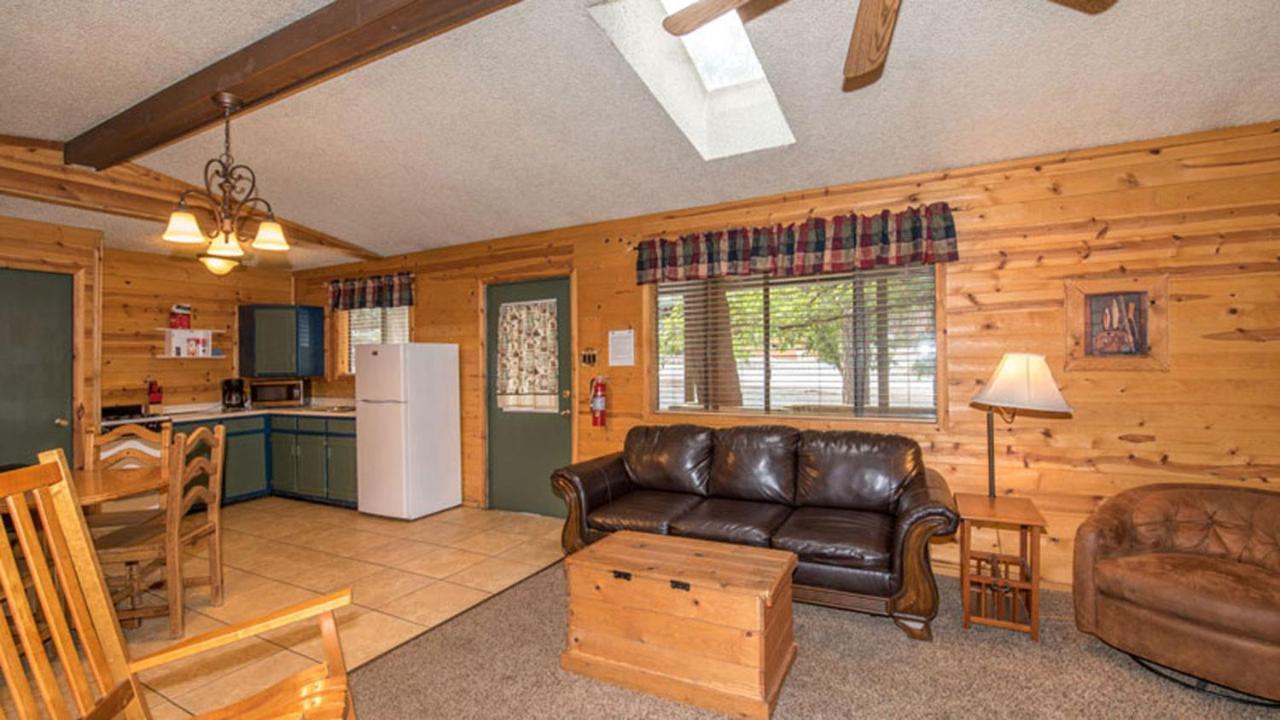 Whispering Pine Cabins Ruidoso Exterior foto